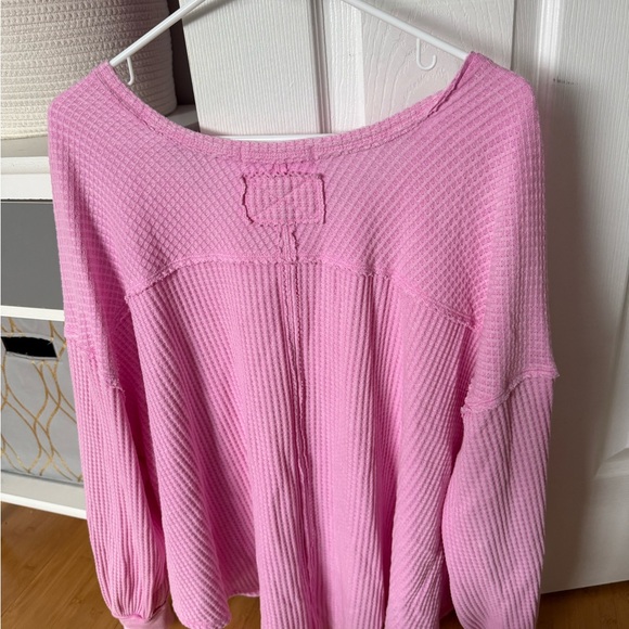 Pink V-Neck Ribbed Sweater - Picture 3 of 3